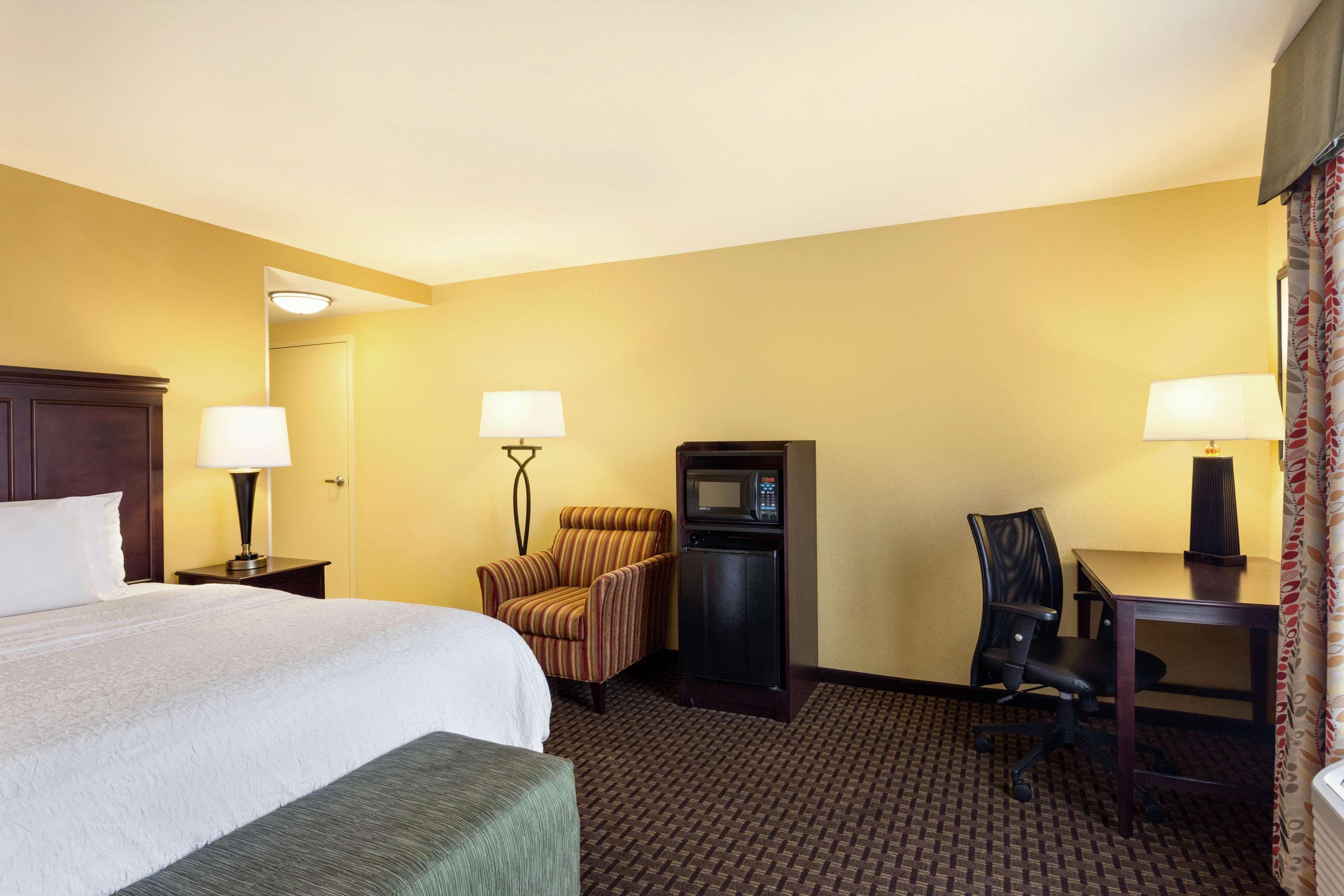 Hampton Inn & Suites פרטוויל מראה חיצוני תמונה