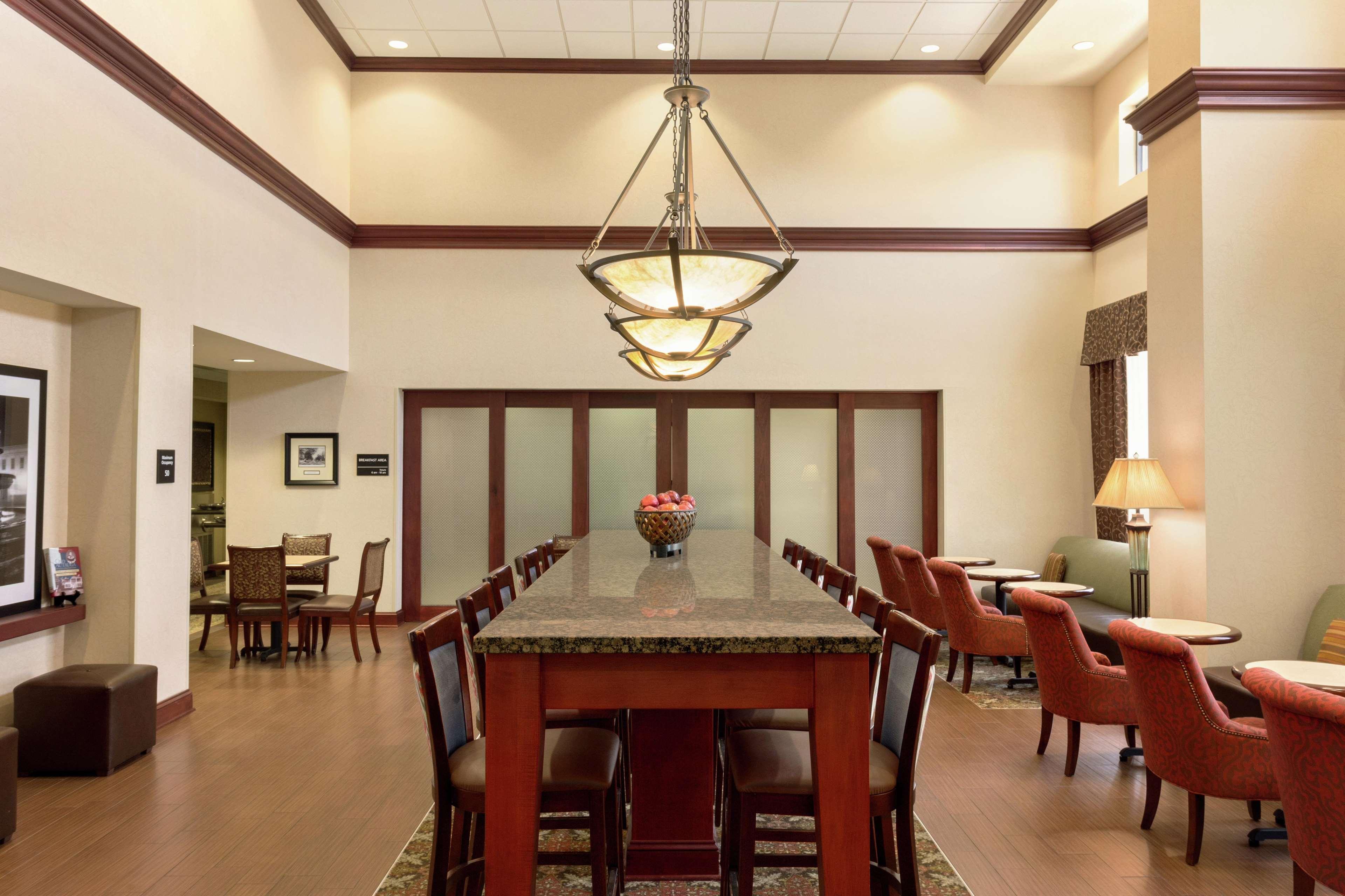 Hampton Inn & Suites פרטוויל מראה חיצוני תמונה