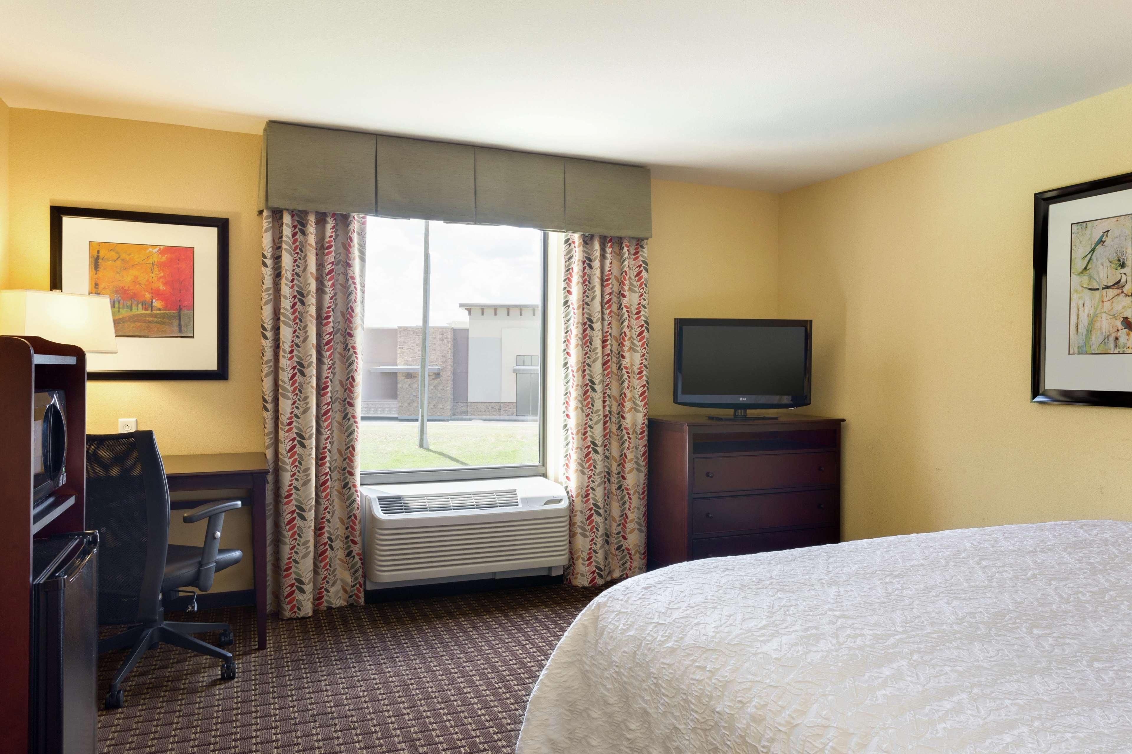 Hampton Inn & Suites פרטוויל מראה חיצוני תמונה